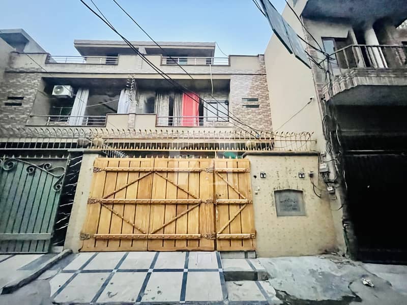 سمن آباد لاہور میں 5 کمروں کا 7 مرلہ مکان 3.2 کروڑ میں برائے فروخت۔ سمن آباد لاہور میں 5 کمروں کا 7 مرلہ مکان 3.2 کروڑ میں برائے فروخت۔
