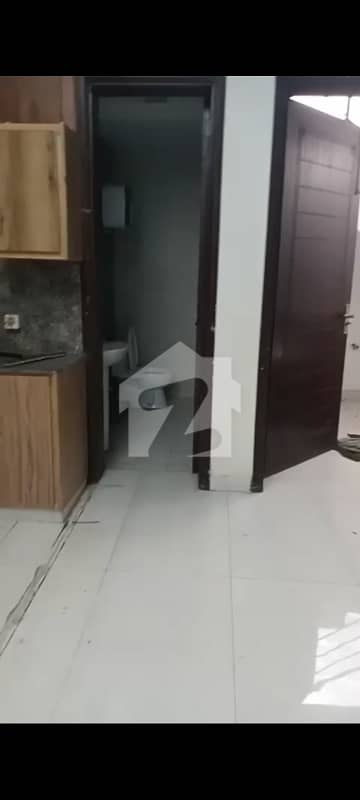 3rd Floor 4 Marla Office Available For Rent In Etihad Town Ph 1 Main Raiwind Road Lahore Pakistan. . .