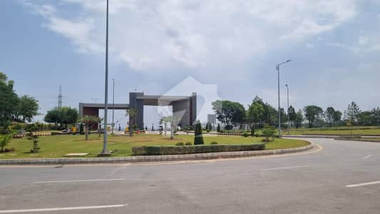 5 Marla Avenue Plot For Sale DHA Phase 5