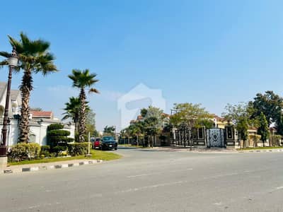 Corner 1 Kanal Pair Plot Available For Sale In Lake City Sector M-1