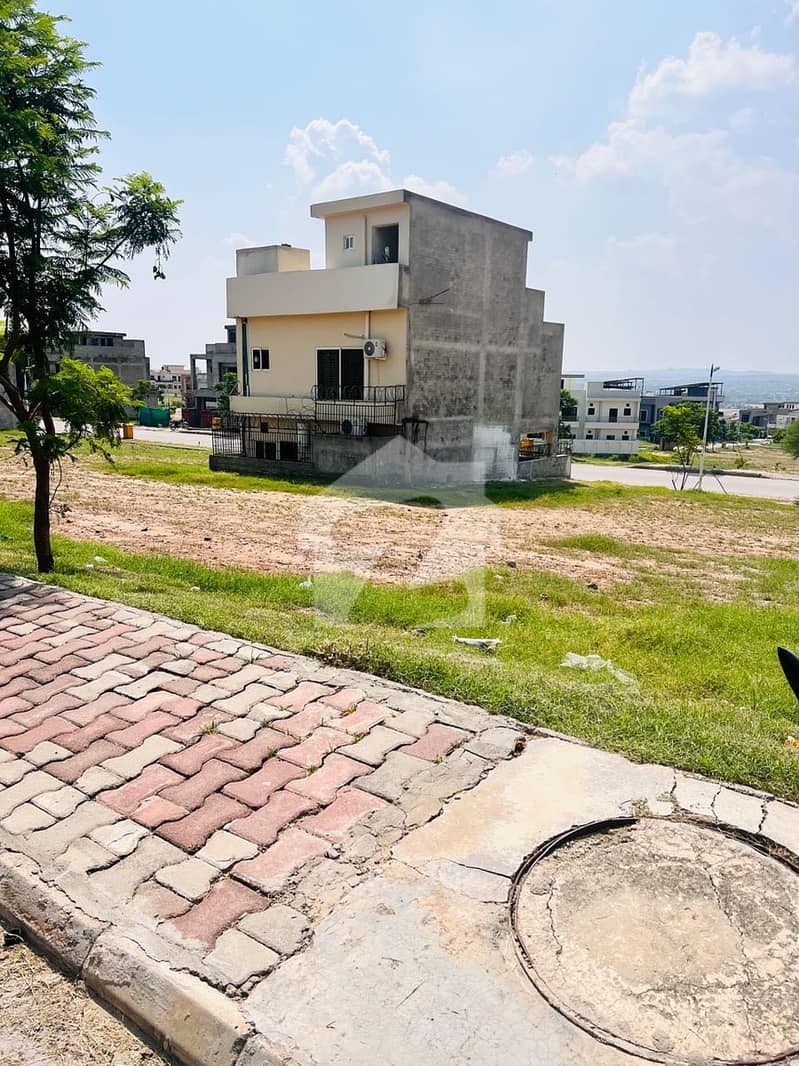 10 Marla Plot For Sale 10 Marla Plot For Sale