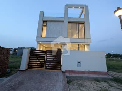 5 Marla House Avaliable For Rent In Lake City