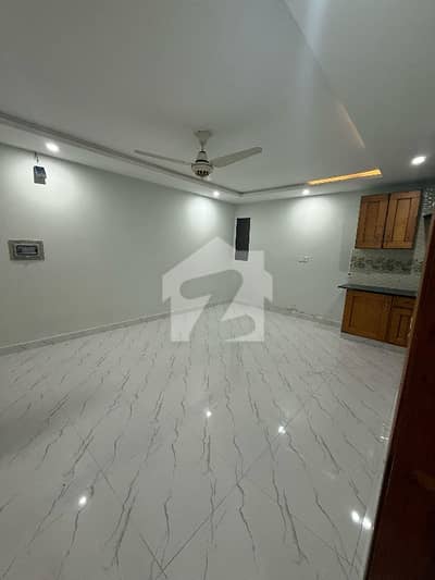 1 Bedroom Unfurnished Apartment Available For Rent In E11 Isb Wapda Meter