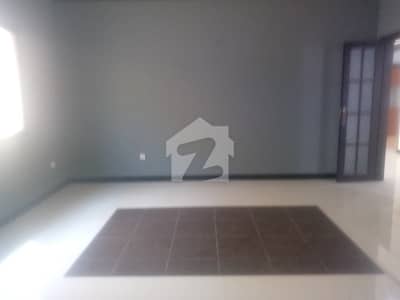 500 YARD BANGLOW FOR RENT PRIME LOCATION PHASE 6