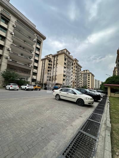 3 Bed Room Apartment Available For Rent in Askari 11 3 Bed Room Apartment Available For Rent in Askari 11