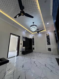 Affordable On Excellent Location House Available For Sale In Park View City - Crystal Block Affordable On Excellent Location House Available For Sale In Park View City - Crystal Block