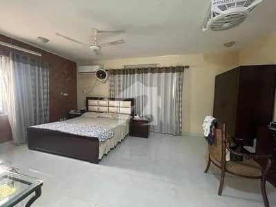 ڈی ایچ اے فیز 4 ڈی ایچ اے ڈیفینس,کراچی میں 4 کمروں کا 12 مرلہ مکان 9.75 کروڑ میں برائے فروخت۔ ڈی ایچ اے فیز 4 ڈی ایچ اے ڈیفینس,کراچی میں 4 کمروں کا 12 مرلہ مکان 9.75 کروڑ میں برائے فروخت۔
