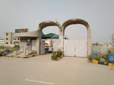 400 Square Yard Lease Plot Stunning Location Of Scheme 33, Stunning Location Plot In Stare Of The Art Society Strick Security, Well Educated Families, Rules And Regulations Implemented All Utilities Parks Masjid