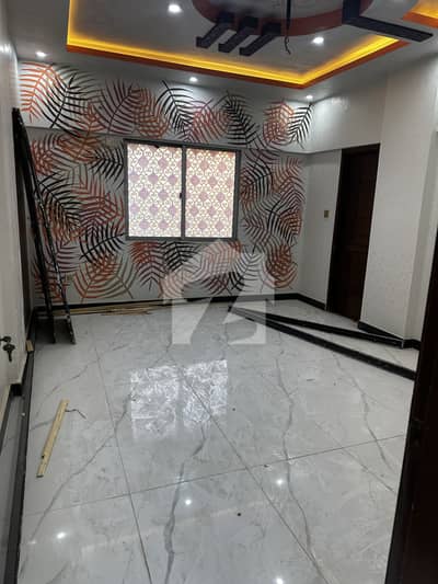 FRONT 2 SIDE CORNER WITH 3 BALCONIES 3 BED DD FLAT AVAILABLE FOR SALE AF PARSI COLONY KARACHI