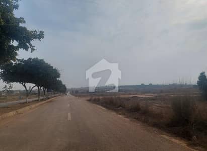 5400 Sq. ft Plot For Sale in Executive Block Mumtaz City Islamabad