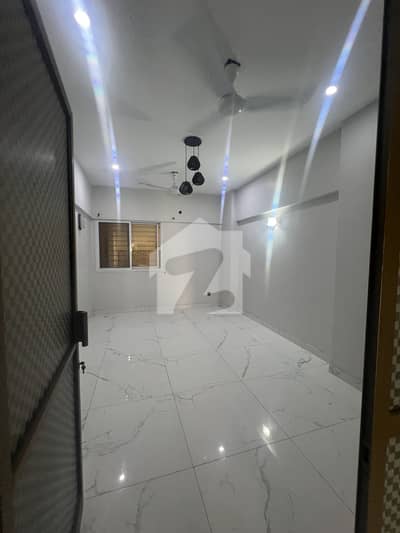 Luxury 3 Bedrooms 2100 Square Feet Flat For Rent