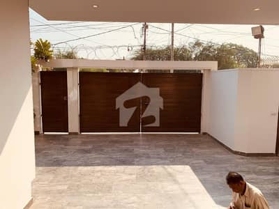 Spacious 1000 Yards First Floor Portion For Available For Rent  3 Spacious Bedrooms