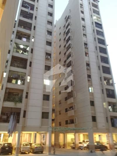 A 1500 Square Feet Flat Located In Gulistan-E-Jauhar - Block 11 Is Available For Rent