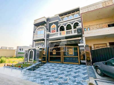 10 Marla House In Stunning LDA Avenue - Block M Is Available For Sale