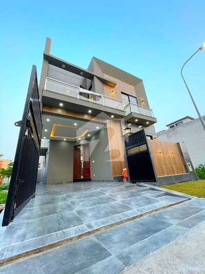 5 Marla Brand New Modren House Available for rent in DHA 9 Town Lahore