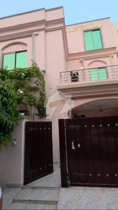 بحریہ ٹاؤن عمر بلاک بحریہ ٹاؤن سیکٹر B,بحریہ ٹاؤن,لاہور میں 3 کمروں کا 5 مرلہ مکان 1.8 کروڑ میں برائے فروخت۔