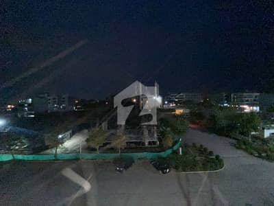 1 bed non furnished apartment available for rent in Elanza mall gulberg Islamabad