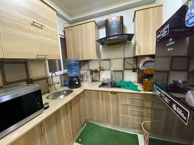 2 BED LUXURY FURNISHED APARTMENT AVAILABLE FOR RENT IN GULBERG GREEN ISLAMABAD