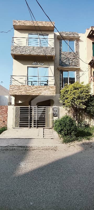 5 Marla Triple Storey Luxury House For Sale