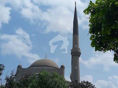 سکھ چین گارڈنز ۔ بلاک بی سکھ چین گارڈنز,لاہور میں 10 مرلہ رہائشی پلاٹ 2.15 کروڑ میں برائے فروخت۔
