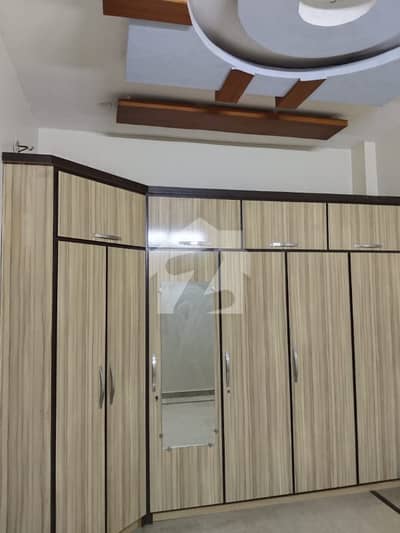 WELL NAINTAINED 3BED DD 1ST FLOOR PORTION AVALIABLE FOR RENT