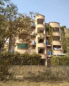 2 Bed Flat Available For Sale In G11/4