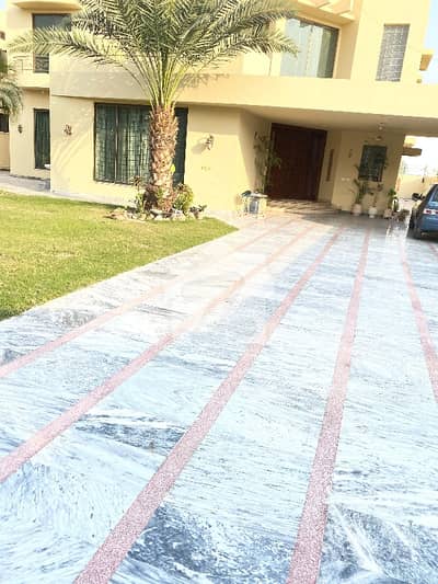 2 Kanal Beautiful House For Sale With Basement Hot Location F Block