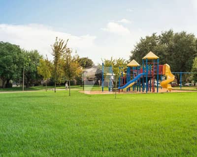 1 Kanal Hot Location Plot For Sale Near All Facilities