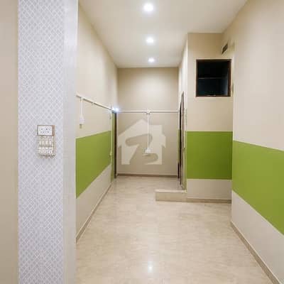 بہادر آباد گلشنِ اقبال ٹاؤن,کراچی میں 2 مرلہ Studio دکان 1.5 کروڑ میں برائے فروخت۔