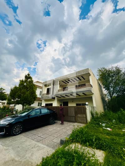 10 Marla Corner Full House for Rent in CDA Sector D-12/1, Islamabad