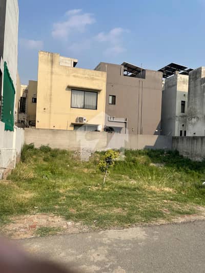 ڈی ایچ اے 9 ٹاؤن ۔ بلاک سی ڈی ایچ اے 9 ٹاؤن,ڈیفنس (ڈی ایچ اے),لاہور میں 5 مرلہ رہائشی پلاٹ 1.49 کروڑ میں برائے فروخت۔ ڈی ایچ اے 9 ٹاؤن ۔ بلاک سی ڈی ایچ اے 9 ٹاؤن,ڈیفنس (ڈی ایچ اے),لاہور میں 5 مرلہ رہائشی پلاٹ 1.49 کروڑ میں برائے فروخت۔