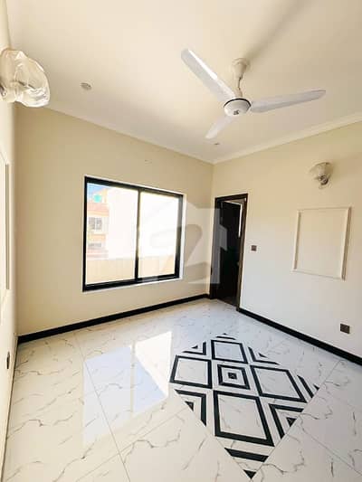 4.4 Marla Single Unit House | 3 Bed | Servant Room | CCTV | 2 Car Parking | Family Preferred 4.4 Marla Single Unit House | 3 Bed | Servant Room | CCTV | 2 Car Parking | Family Preferred