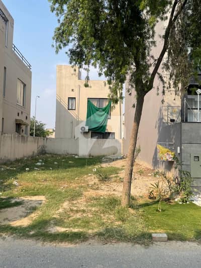 ڈی ایچ اے 9 ٹاؤن ۔ بلاک ڈی ڈی ایچ اے 9 ٹاؤن,ڈیفنس (ڈی ایچ اے),لاہور میں 5 مرلہ رہائشی پلاٹ 1.32 کروڑ میں برائے فروخت۔ ڈی ایچ اے 9 ٹاؤن ۔ بلاک ڈی ڈی ایچ اے 9 ٹاؤن,ڈیفنس (ڈی ایچ اے),لاہور میں 5 مرلہ رہائشی پلاٹ 1.32 کروڑ میں برائے فروخت۔