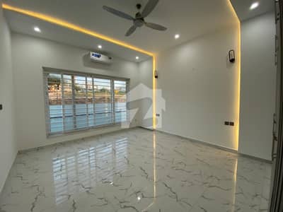 1 Kanal House For Rent