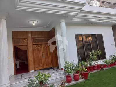1 Kanal House Available For A Sale In PIA Housing Society Near Wapda Town Lahore