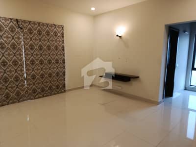 500 Yards Fully Renovated Bungalow For Rent In DHA Phase 8 | 5 Bed + Study | Basement | Huge Lawn