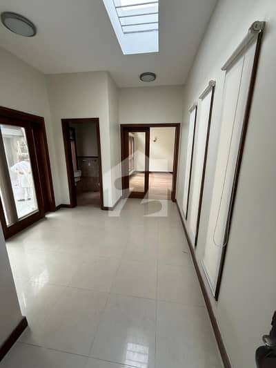 500 Yards Bungalow For Rent Prime Location