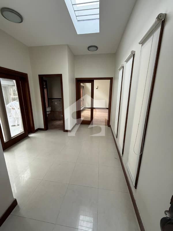 500 Yards Bungalow For Rent Prime Location 500 Yards Bungalow For Rent Prime Location