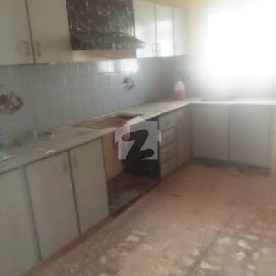 Gulshan-e-Iqbal - Block 18 Upper Portion Sized 400 Square Yards