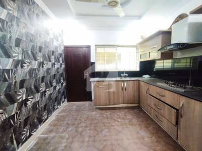 10 Marla Full House Up For Rent Bahria Town, Phase 3