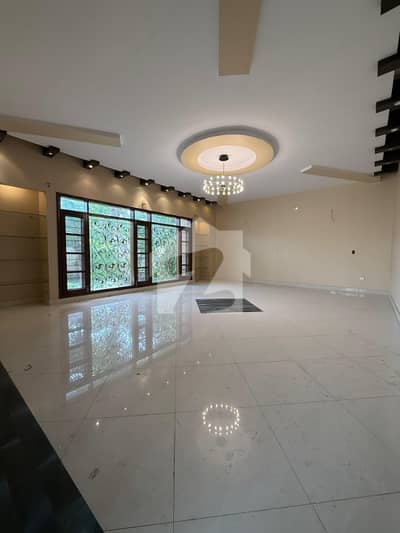 1000 Sq. Yards Well Maintained, Spacious Bungalow Available For Rent At DHA Phase 5