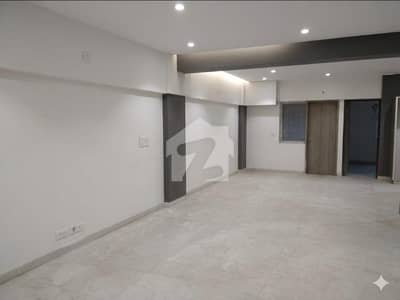 ڈی ایچ اے فیز 2 ایکسٹینشن ڈی ایچ اے ڈیفینس,کراچی میں 3 مرلہ Studio دفتر 1.75 کروڑ میں برائے فروخت۔