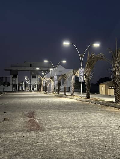 Corner Plot Available for sale In falaknaz dreams Malir
