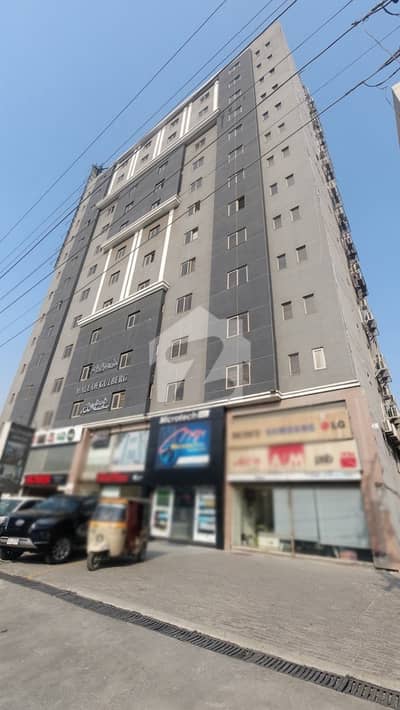 مین بلیوارڈ گلبرگ گلبرگ,لاہور میں 2 مرلہ Studio دفتر 65.0 ہزار میں کرایہ پر دستیاب ہے۔
