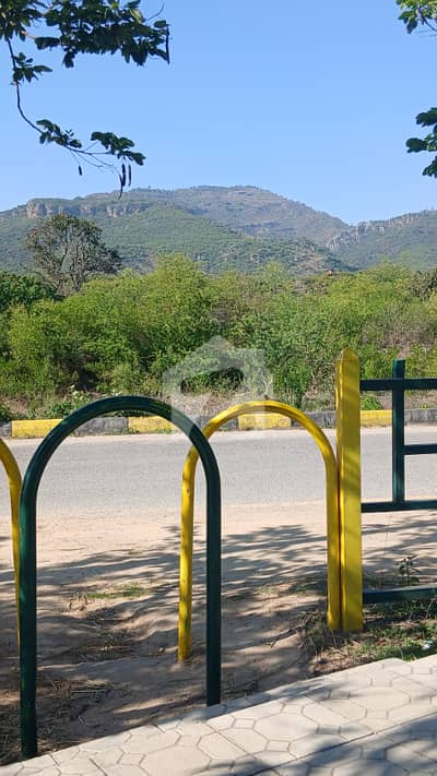 D-12/3 600Sqyrds Main Location Plot Available For Sale