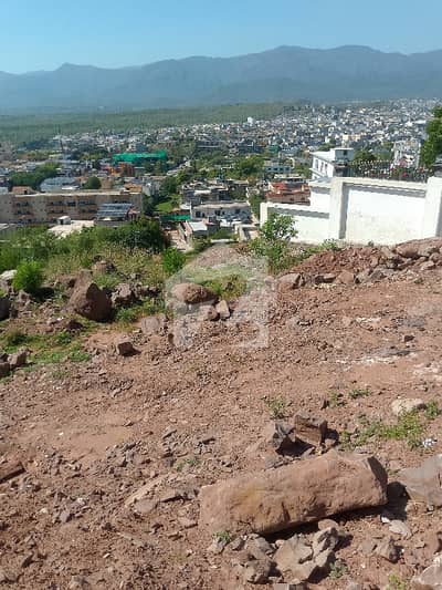 بنی گالہ اسلام آباد میں 3 کنال کمرشل پلاٹ 12.42 کروڑ میں برائے فروخت۔