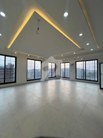 4 Marla Office For Rent