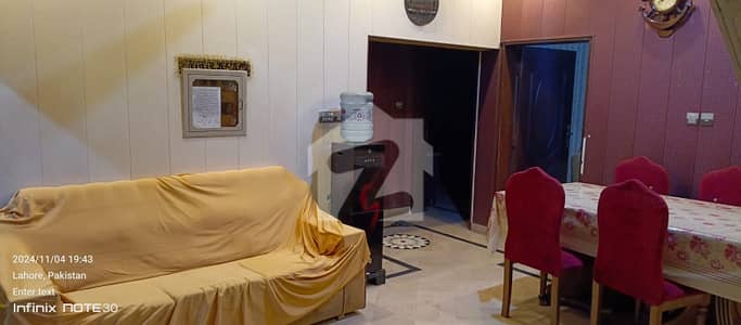 10 Marla Beautiful Up Stairs Portion For Rent Allama Iqbal Town Lahore