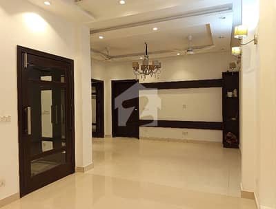 ڈی ایچ اے فیز 3 ڈیفنس (ڈی ایچ اے),لاہور میں 3 کمروں کا 5 مرلہ مکان 1.19 لاکھ میں کرایہ پر دستیاب ہے۔ ڈی ایچ اے فیز 3 ڈیفنس (ڈی ایچ اے),لاہور میں 3 کمروں کا 5 مرلہ مکان 1.19 لاکھ میں کرایہ پر دستیاب ہے۔