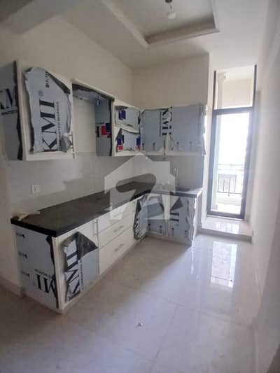 BRAND NEW 3 BEDS APARTMENT   DHA PHASE 8 KARACHI